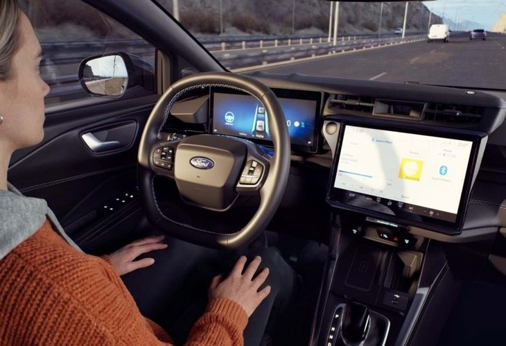 Condução ''sem mãos'': BlueCruise já equipa Ford Puma Gen-E, Kuga e Puma