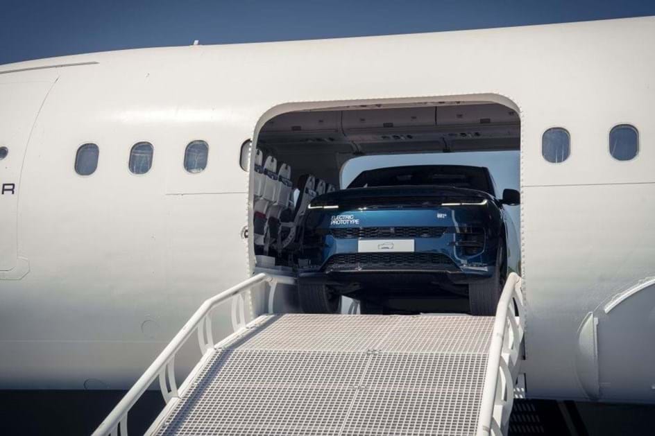 Poder total: Range Rover Sport Electric a chegar antes do fim de 2026