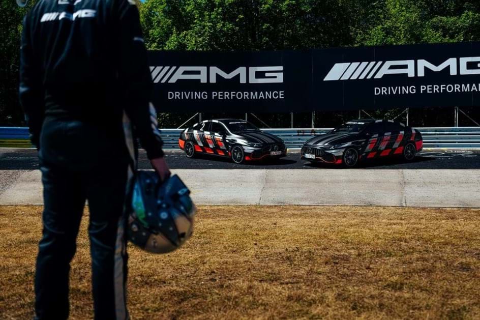 Mercedes-AMG CLA 45 já bate recordes eléctricos em Nürburgring