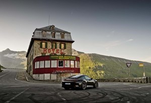 Porsche 911 GT3 Bergsport ''feito'' para atacar as curvas dos Alpes