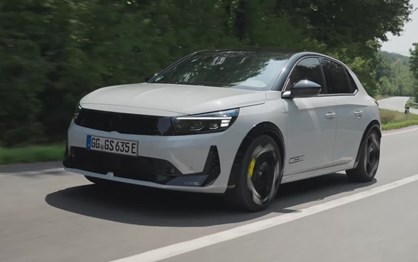 Procura emoção? Opel Corsa GSE abre reservas com preço de ataque