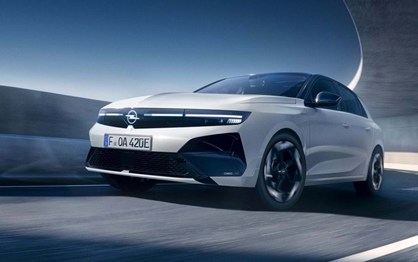 Opel estreia GSE Line no Astra com GSE eléctrico de 281 cv na calha