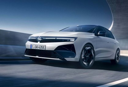Opel estreia GSE Line no Astra com GSE eléctrico de 281 cv na calha