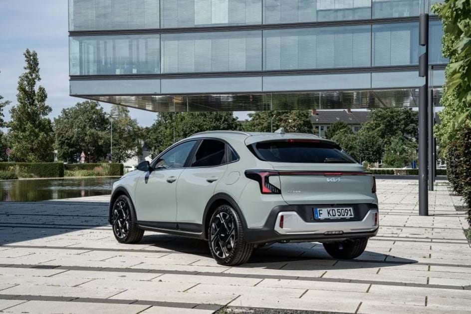 Kia Xceed renova-se com mais tecnologia e visual mais afirmativo