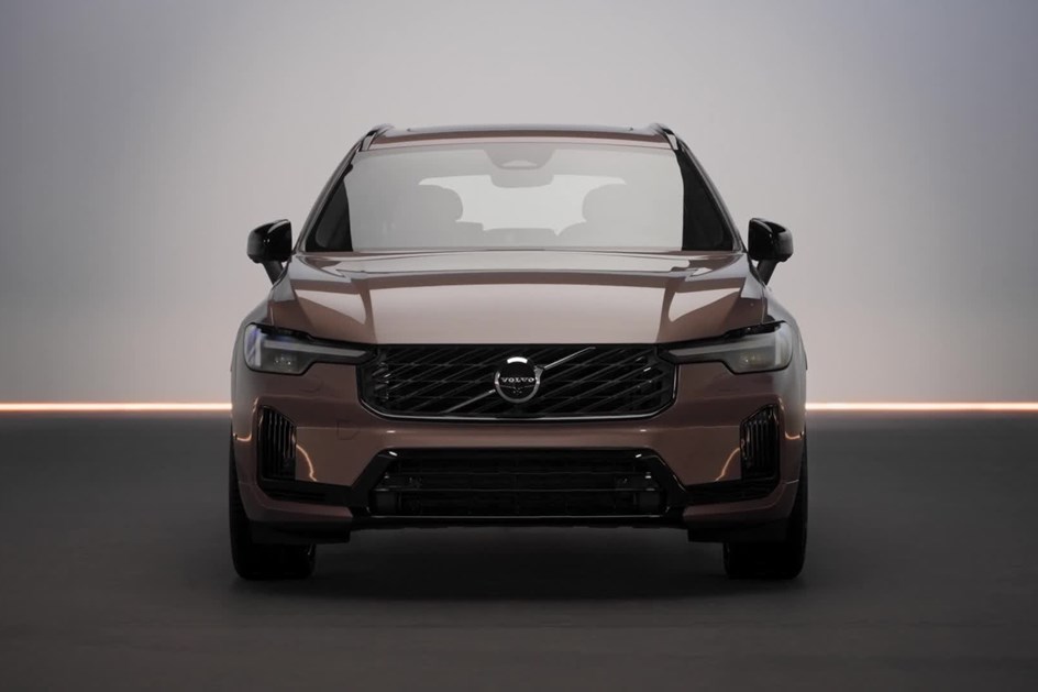 Volvo XC60 e XC90 híbridos 'plug-in' têm nova bateria para irem mais longe do que nunca