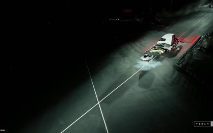 Regresso ao futuro: novo Tesla Roadster até consegue voar!