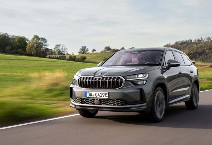 Skoda Kodiaq ganha versão L&K e eleva poder híbrido aos 272 cv