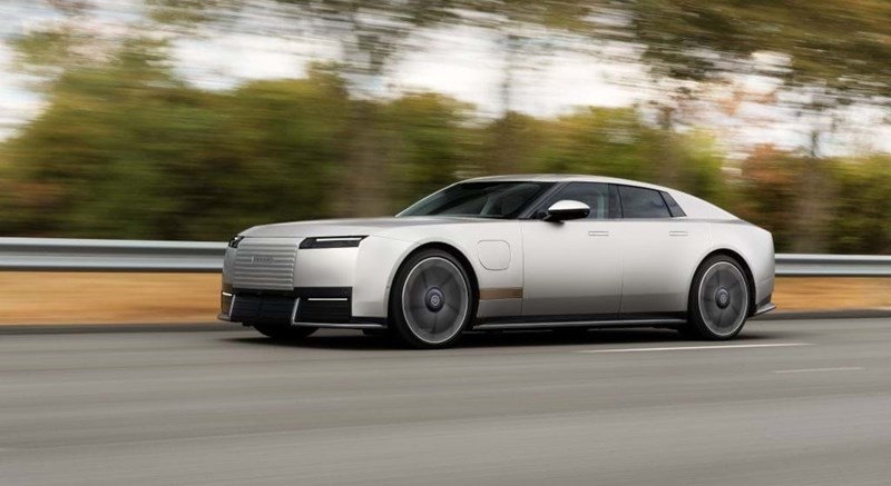 Início duma nova era: Jaguar Type 01 com 1.030 cv e 720 km eléctricos