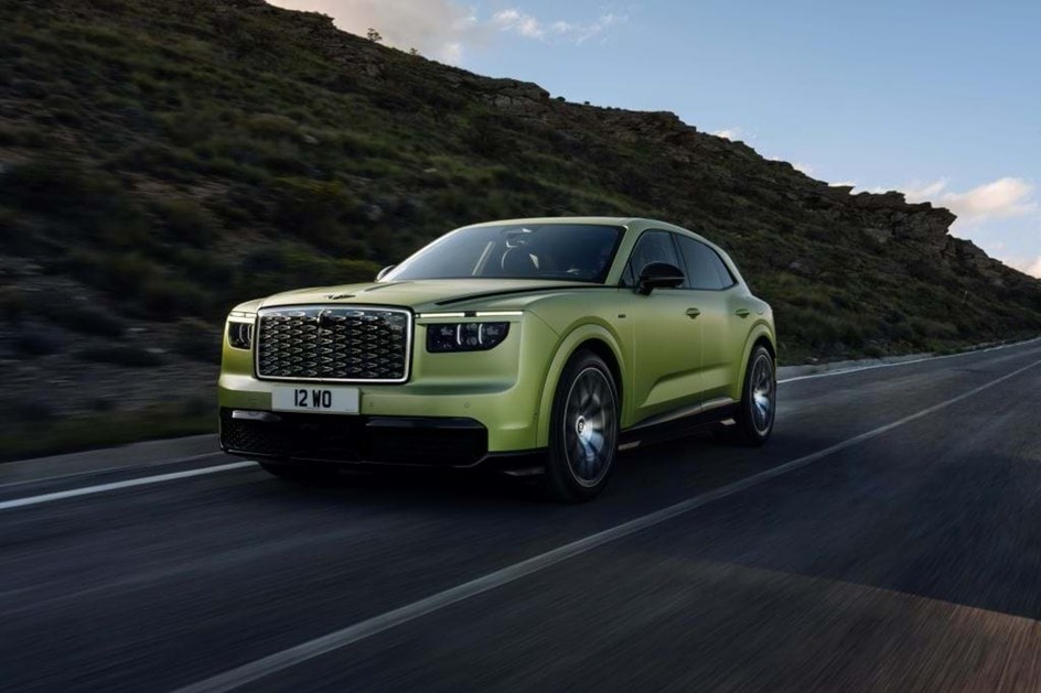 Extremo no luxo e na potência: Bentley Torcal assume 888 cv eléctricos