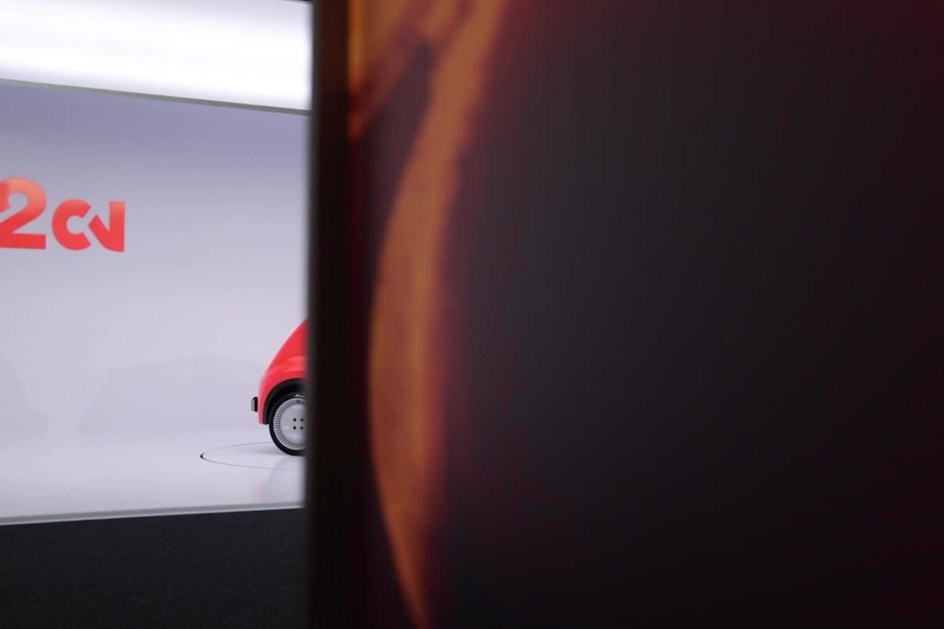 Estreia electrizante: Citroën 2 CV regressa à estrada em 2028