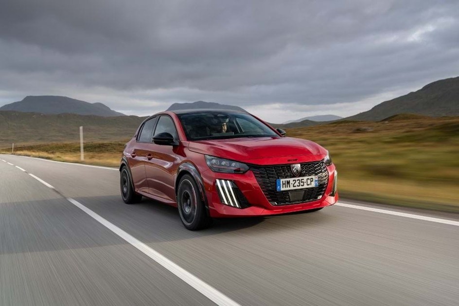 Peugeot E-208 recupera GTi para o mundo eléctrico... e já pode reservá-lo!