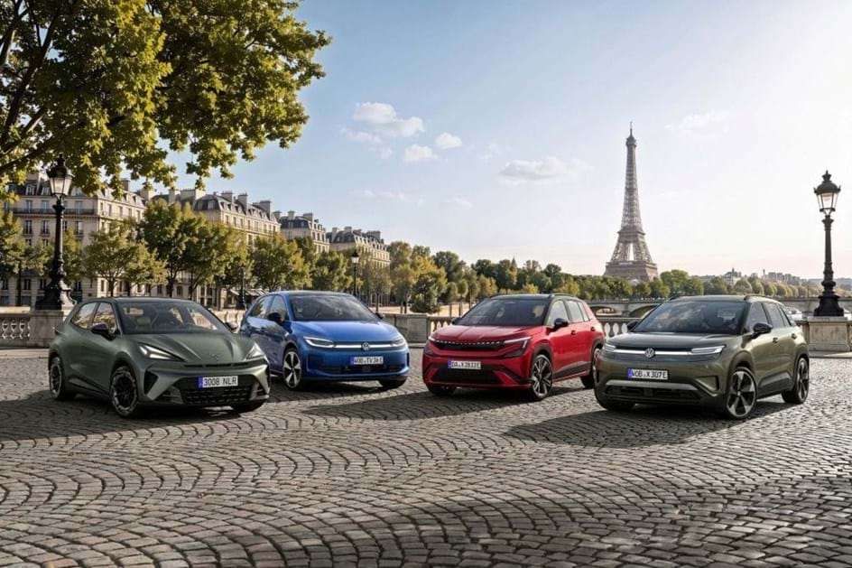 Grupo Volkswagen pondera congelar salários até 2030